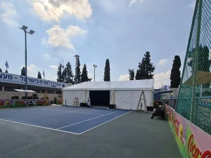 אוהל למרכז הטניס