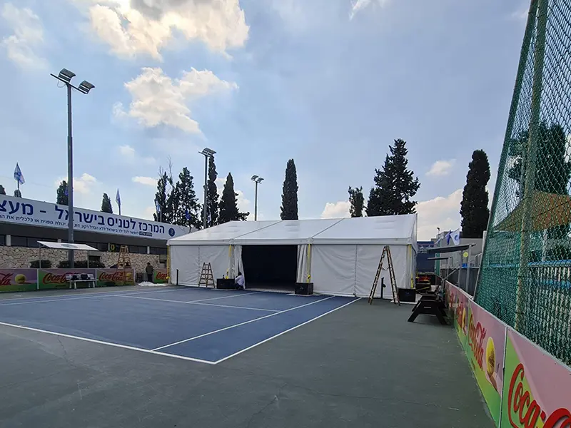 אוהל למרכז הטניס